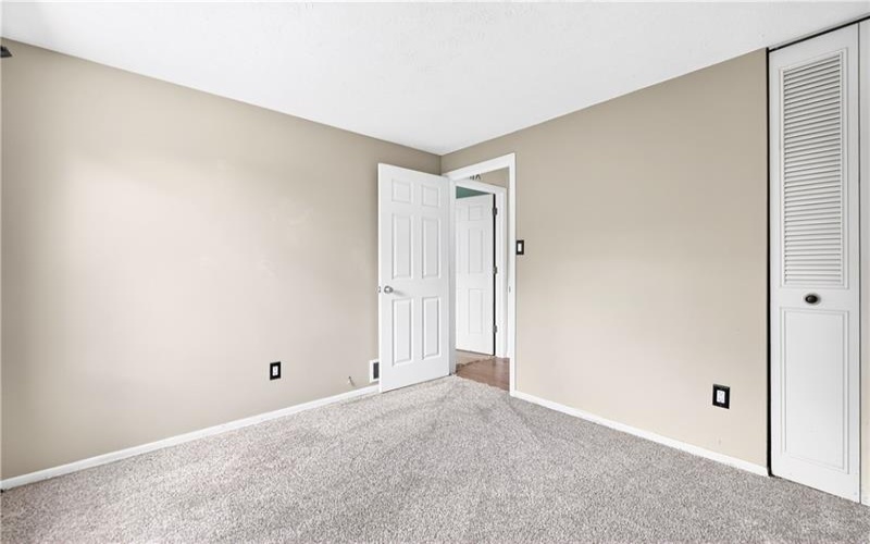 480 Hunting Creek Rd, Canonsburg, 15317, 3 Bedrooms Bedrooms, ,1.1 BathroomsBathrooms,Residential,For Sale,Hunting Creek Rd,1761005