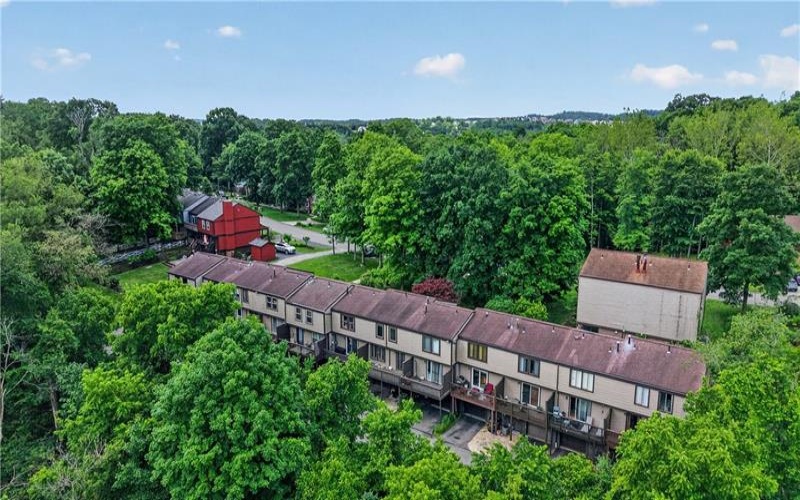 480 Hunting Creek Rd, Canonsburg, 15317, 3 Bedrooms Bedrooms, ,1.1 BathroomsBathrooms,Residential,For Sale,Hunting Creek Rd,1761005