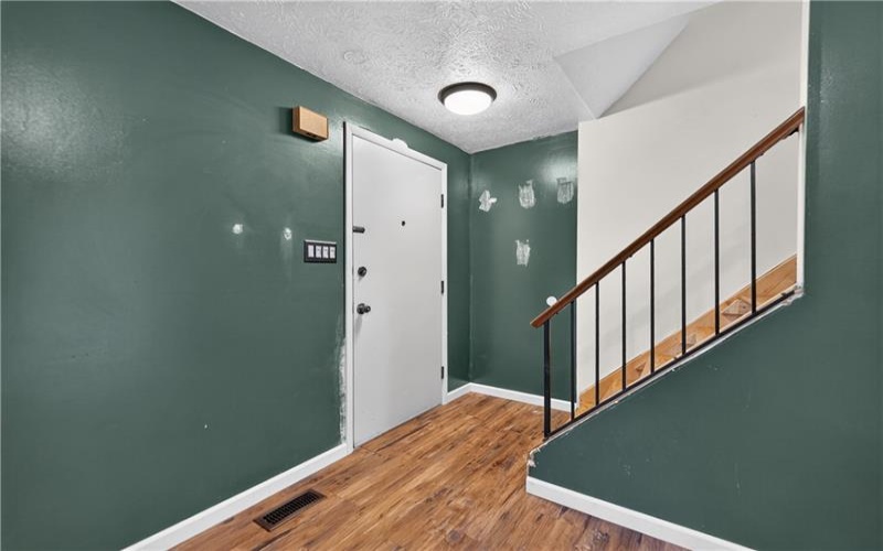 480 Hunting Creek Rd, Canonsburg, 15317, 3 Bedrooms Bedrooms, ,1.1 BathroomsBathrooms,Residential,For Sale,Hunting Creek Rd,1761005