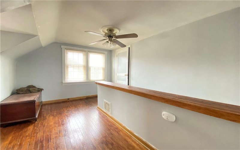 11 Washington Dr, Monessen, 15062, 3 Bedrooms Bedrooms, 9 Rooms Rooms,2 BathroomsBathrooms,Residential,For Sale,Washington Dr,1760149
