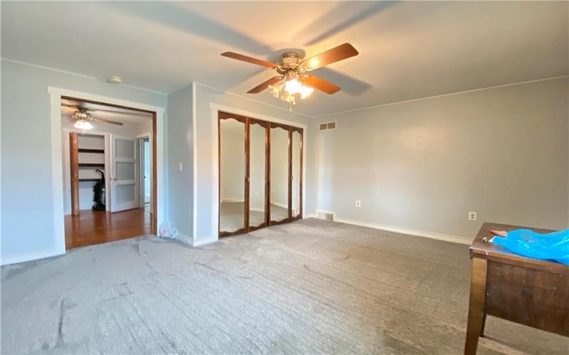 11 Washington Dr, Monessen, 15062, 3 Bedrooms Bedrooms, 9 Rooms Rooms,2 BathroomsBathrooms,Residential,For Sale,Washington Dr,1760149