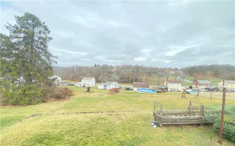 11 Washington Dr, Monessen, 15062, 3 Bedrooms Bedrooms, 9 Rooms Rooms,2 BathroomsBathrooms,Residential,For Sale,Washington Dr,1760149