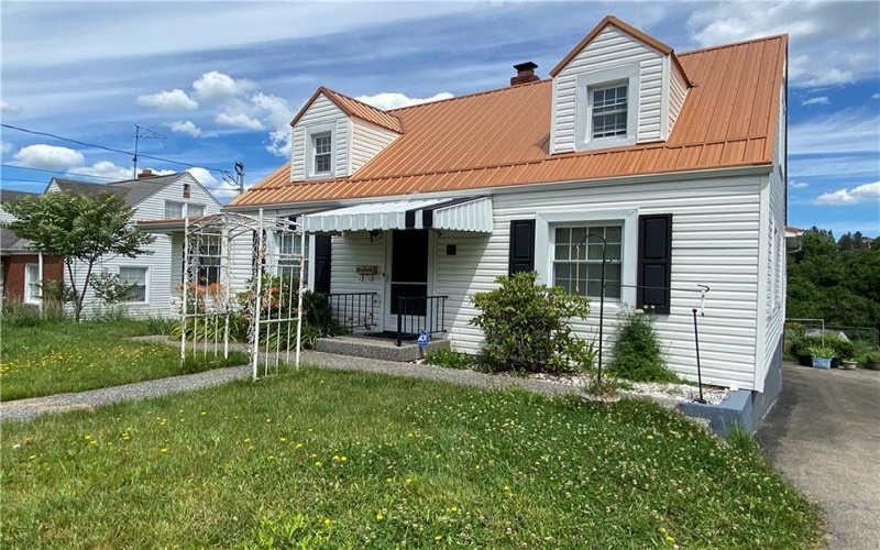 11 Washington Dr, Monessen, 15062, 3 Bedrooms Bedrooms, 9 Rooms Rooms,2 BathroomsBathrooms,Residential,For Sale,Washington Dr,1760149