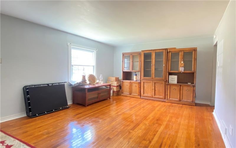 11 Washington Dr, Monessen, 15062, 3 Bedrooms Bedrooms, 9 Rooms Rooms,2 BathroomsBathrooms,Residential,For Sale,Washington Dr,1760149