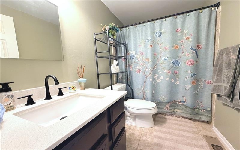 319 Hunting Creek Rd, Canonsburg, 15317, 2 Bedrooms Bedrooms, 7 Rooms Rooms,1.1 BathroomsBathrooms,Residential,For Sale,Hunting Creek Rd,1758772
