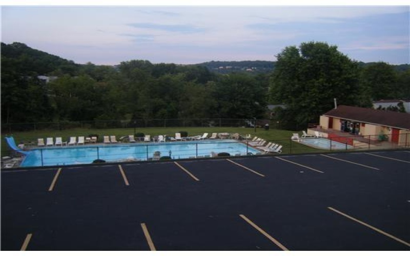 319 Hunting Creek Rd, Canonsburg, 15317, 2 Bedrooms Bedrooms, 7 Rooms Rooms,1.1 BathroomsBathrooms,Residential,For Sale,Hunting Creek Rd,1758772