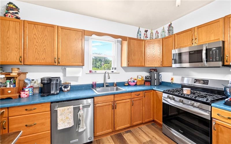 303 GRANT STREET, Houston, 15342, 3 Bedrooms Bedrooms, 7 Rooms Rooms,2 BathroomsBathrooms,Residential,For Sale,GRANT STREET,1760656