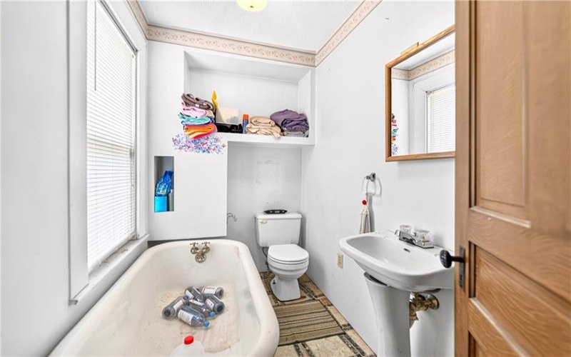 303 GRANT STREET, Houston, 15342, 3 Bedrooms Bedrooms, 7 Rooms Rooms,2 BathroomsBathrooms,Residential,For Sale,GRANT STREET,1760656