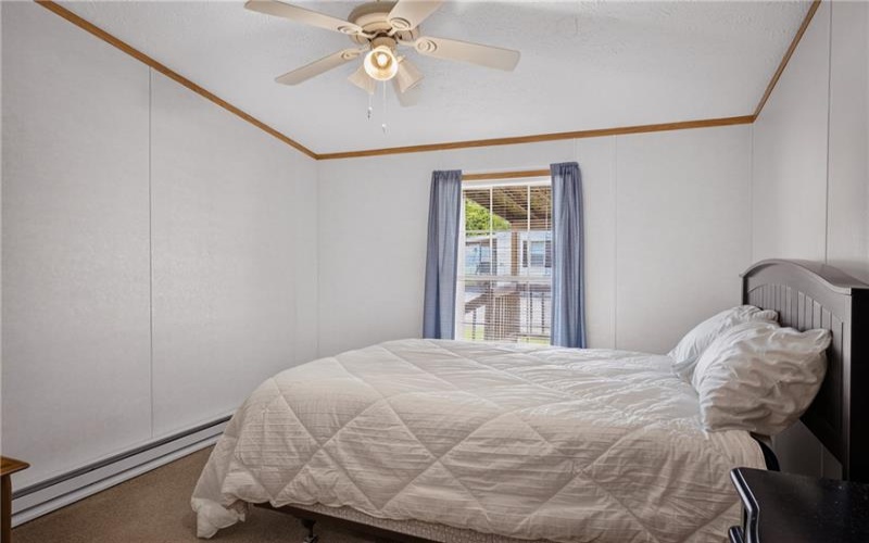 424 Castle Rd, Washington, 15301, 3 Bedrooms Bedrooms, 6 Rooms Rooms,2 BathroomsBathrooms,Residential,For Sale,Castle Rd,1760797