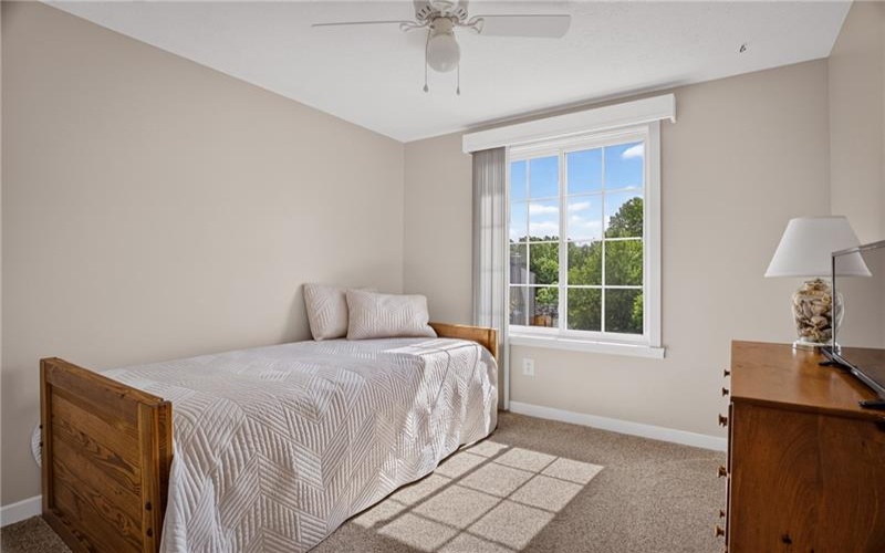 190 Deer Dr, Washington, 15301, 3 Bedrooms Bedrooms, 8 Rooms Rooms,2.1 BathroomsBathrooms,Residential,For Sale,Deer Dr,1760847