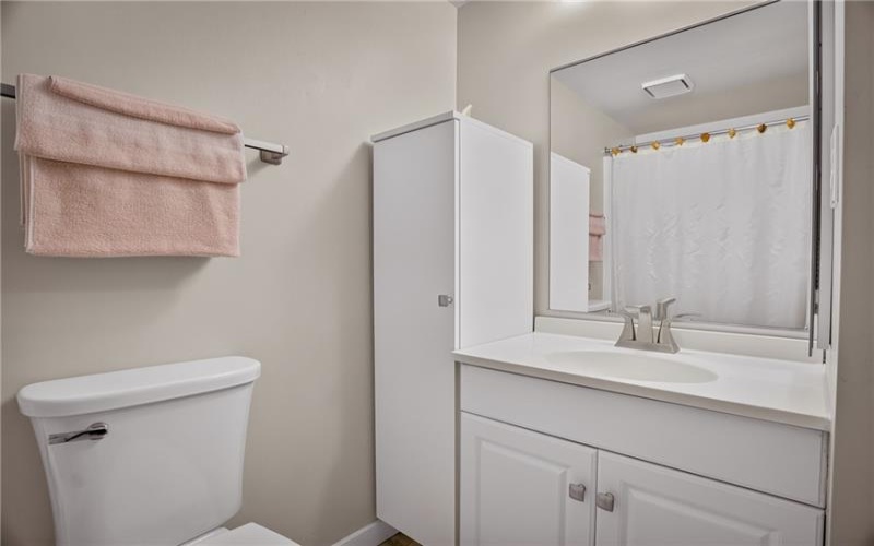 190 Deer Dr, Washington, 15301, 3 Bedrooms Bedrooms, 8 Rooms Rooms,2.1 BathroomsBathrooms,Residential,For Sale,Deer Dr,1760847