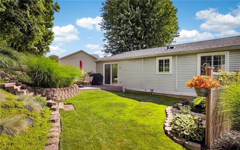 190 Deer Dr, Washington, 15301, 3 Bedrooms Bedrooms, 8 Rooms Rooms,2.1 BathroomsBathrooms,Residential,For Sale,Deer Dr,1760847