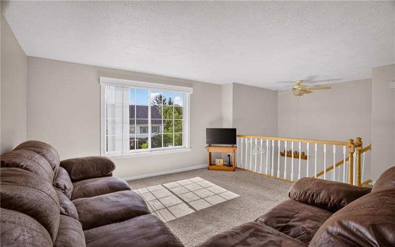 190 Deer Dr, Washington, 15301, 3 Bedrooms Bedrooms, 8 Rooms Rooms,2.1 BathroomsBathrooms,Residential,For Sale,Deer Dr,1760847