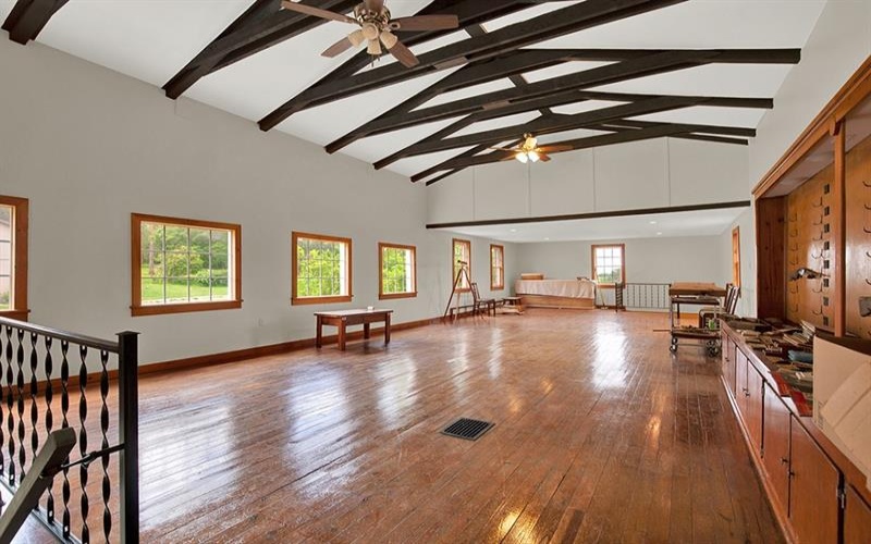 1099 Gravel Hill Rd, Ligonier, 15658, ,Residential,For Sale,Gravel Hill Rd,1760890