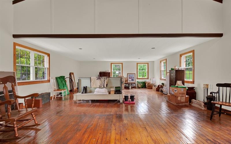 1099 Gravel Hill Rd, Ligonier, 15658, ,Residential,For Sale,Gravel Hill Rd,1760890
