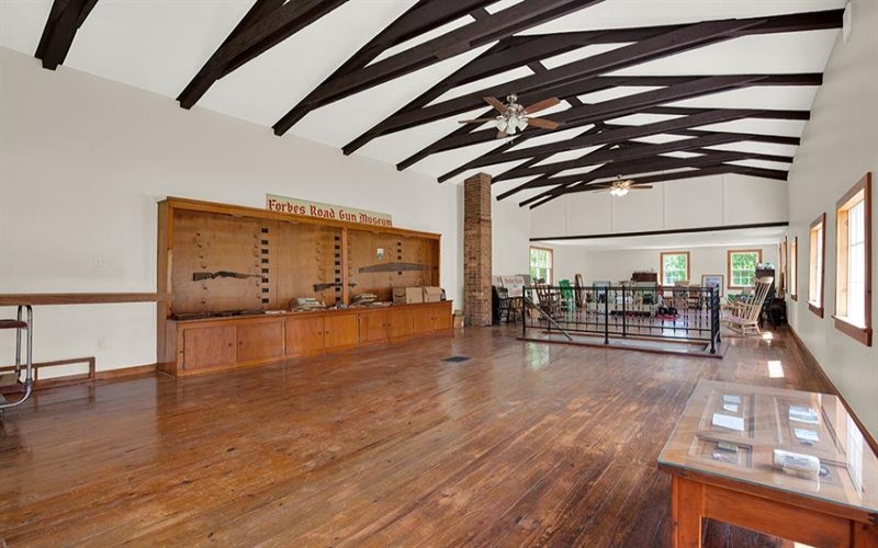 1099 Gravel Hill Rd, Ligonier, 15658, ,Residential,For Sale,Gravel Hill Rd,1760890
