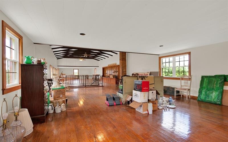 1099 Gravel Hill Rd, Ligonier, 15658, ,Residential,For Sale,Gravel Hill Rd,1760890