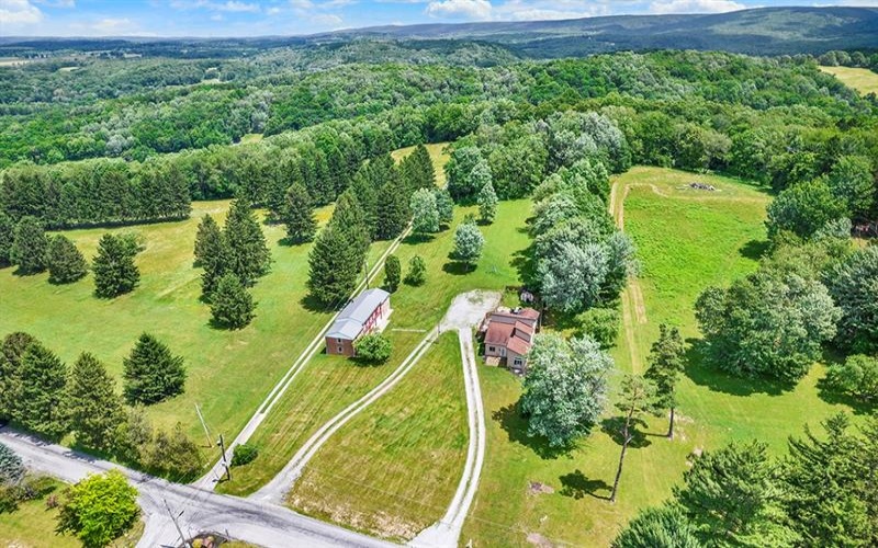 1099 Gravel Hill Rd, Ligonier, 15658, ,Residential,For Sale,Gravel Hill Rd,1760890