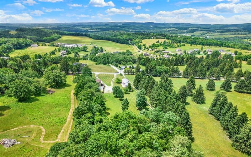 1099 Gravel Hill Rd, Ligonier, 15658, ,Residential,For Sale,Gravel Hill Rd,1760890