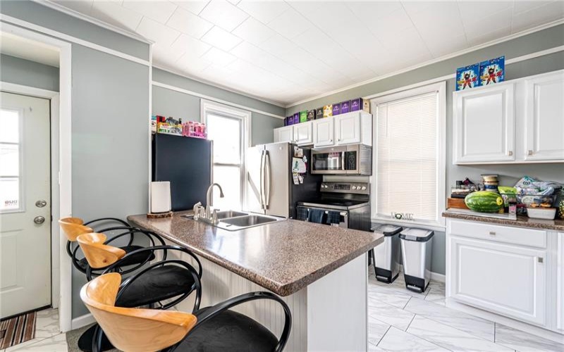 27 Oak St, Latrobe, 15650, 3 Bedrooms Bedrooms, 8 Rooms Rooms,1.1 BathroomsBathrooms,Residential,For Sale,Oak St,1760997