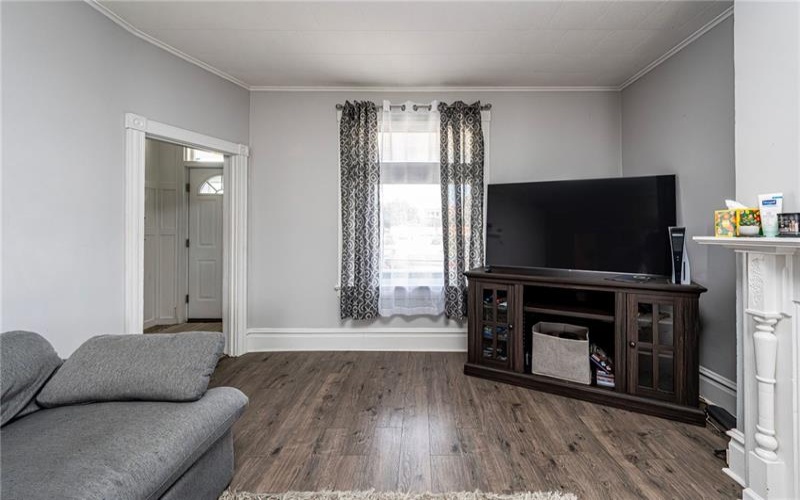 27 Oak St, Latrobe, 15650, 3 Bedrooms Bedrooms, 8 Rooms Rooms,1.1 BathroomsBathrooms,Residential,For Sale,Oak St,1760997