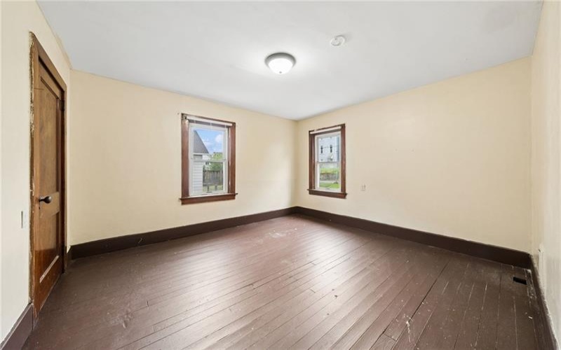1115 MCKEAN AVE, CHARLEROI, 15022, 4 Bedrooms Bedrooms, ,2 BathroomsBathrooms,Residential,For Sale,MCKEAN AVE,1761001
