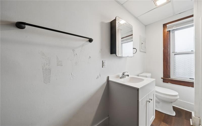 1115 MCKEAN AVE, CHARLEROI, 15022, 4 Bedrooms Bedrooms, ,2 BathroomsBathrooms,Residential,For Sale,MCKEAN AVE,1761001