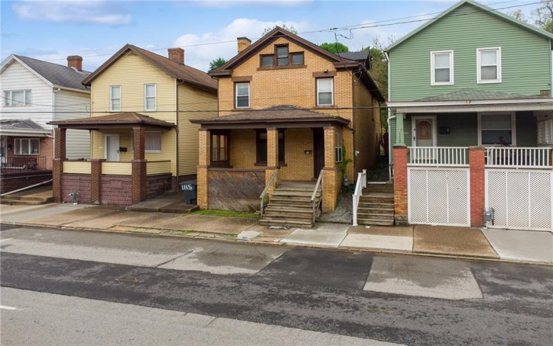 1115 MCKEAN AVE, CHARLEROI, 15022, 4 Bedrooms Bedrooms, ,2 BathroomsBathrooms,Residential,For Sale,MCKEAN AVE,1761001