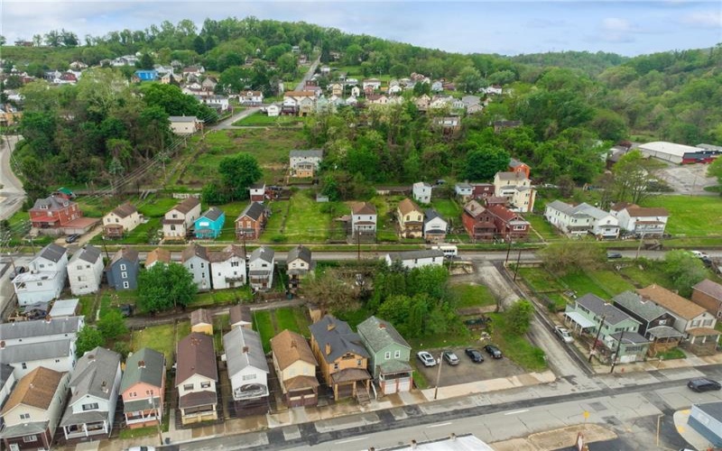 1115 MCKEAN AVE, CHARLEROI, 15022, 4 Bedrooms Bedrooms, ,2 BathroomsBathrooms,Residential,For Sale,MCKEAN AVE,1761001