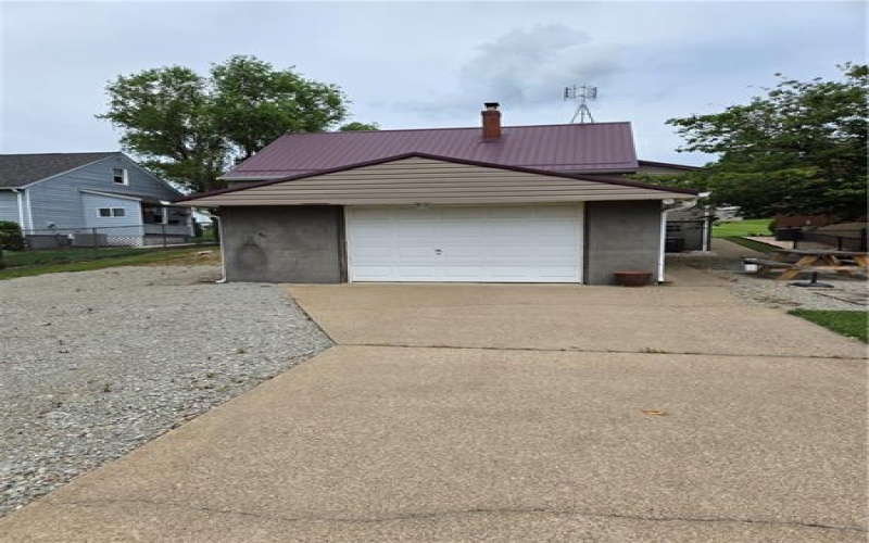 19 Oak Street, Fairchance, 15436, 3 Bedrooms Bedrooms, 7 Rooms Rooms,1 BathroomBathrooms,Residential,For Sale,Oak Street,1761028