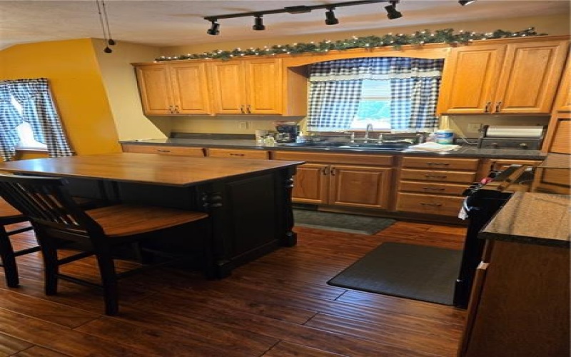 19 Oak Street, Fairchance, 15436, 3 Bedrooms Bedrooms, 7 Rooms Rooms,1 BathroomBathrooms,Residential,For Sale,Oak Street,1761028
