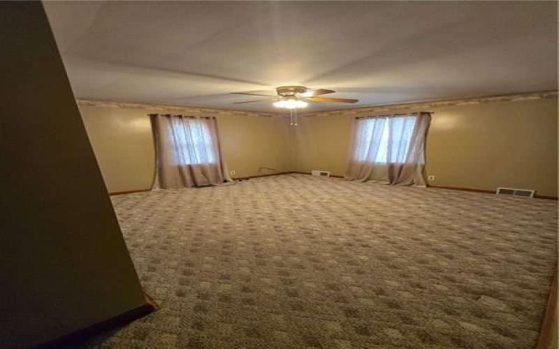 19 Oak Street, Fairchance, 15436, 3 Bedrooms Bedrooms, 7 Rooms Rooms,1 BathroomBathrooms,Residential,For Sale,Oak Street,1761028