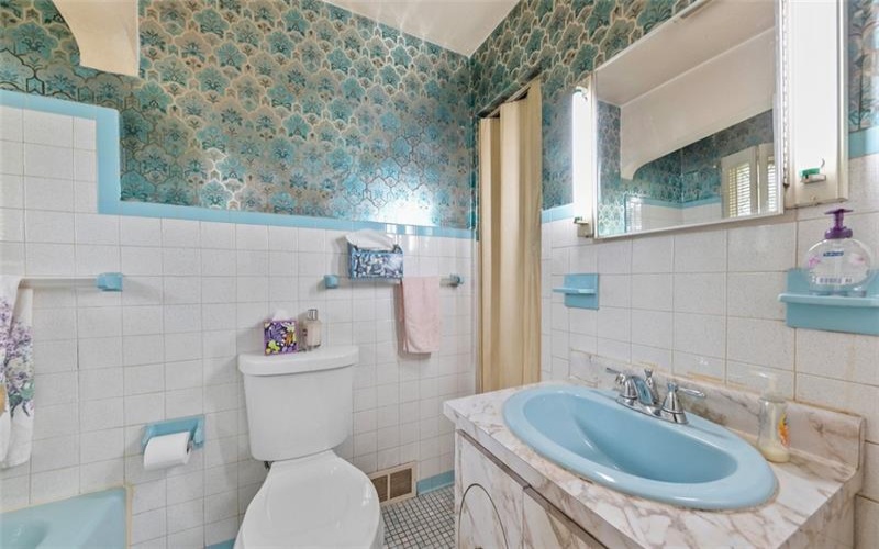 3520 Pittsburgh Road, Perryopolis, 15473, 3 Bedrooms Bedrooms, 9 Rooms Rooms,1 BathroomBathrooms,Residential,For Sale,Pittsburgh Road,1761048