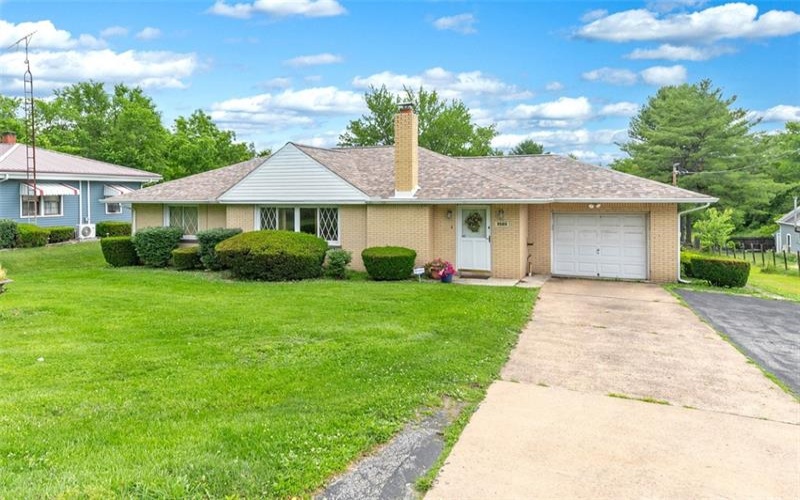 3520 Pittsburgh Road, Perryopolis, 15473, 3 Bedrooms Bedrooms, 9 Rooms Rooms,1 BathroomBathrooms,Residential,For Sale,Pittsburgh Road,1761048