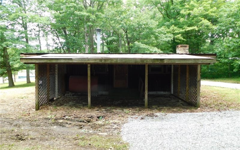 170 Maple Summit Road, Mill Run, 15464, 2 Bedrooms Bedrooms, ,1 BathroomBathrooms,Residential,For Sale,Maple Summit Road,1761065
