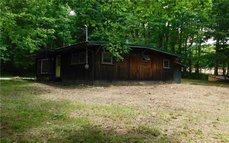 170 Maple Summit Road, Mill Run, 15464, 2 Bedrooms Bedrooms, ,1 BathroomBathrooms,Residential,For Sale,Maple Summit Road,1761065