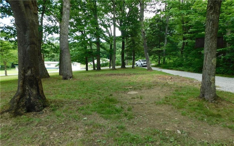 170 Maple Summit Road, Mill Run, 15464, 2 Bedrooms Bedrooms, ,1 BathroomBathrooms,Residential,For Sale,Maple Summit Road,1761065