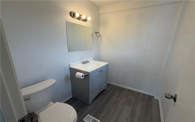 641 3rd St, Donora, 15033, 2 Bedrooms Bedrooms, 7 Rooms Rooms,1.1 BathroomsBathrooms,Residential,For Sale,3rd St,1761066