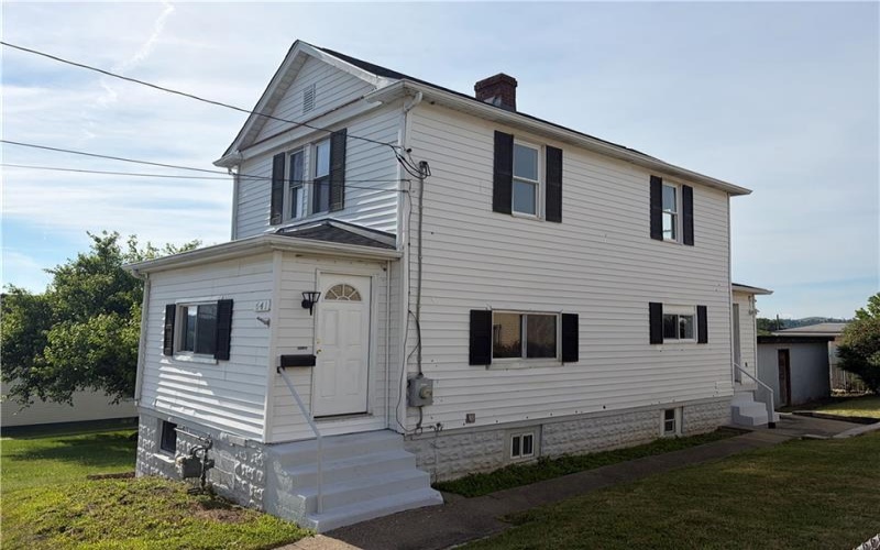 641 3rd St, Donora, 15033, 2 Bedrooms Bedrooms, 7 Rooms Rooms,1.1 BathroomsBathrooms,Residential,For Sale,3rd St,1761066