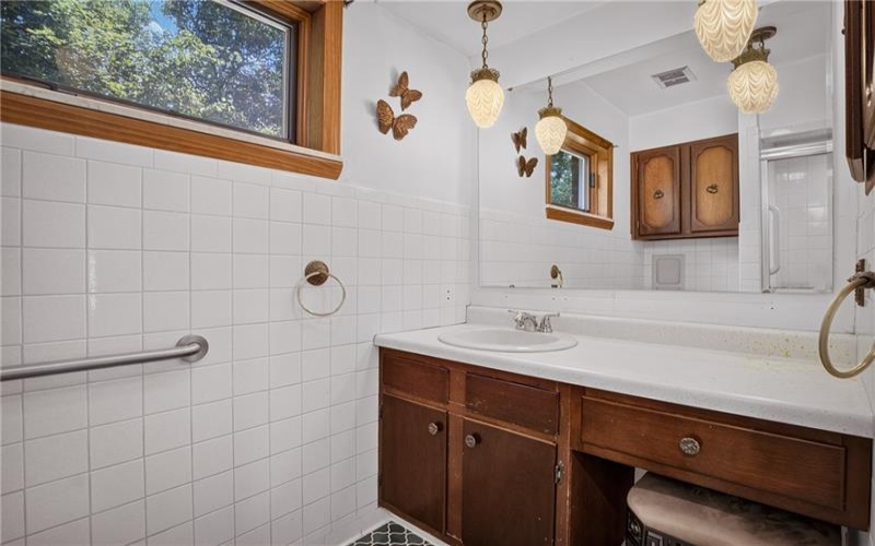 706 Taylorstown Ridge Rd, Avella, 15312, 3 Bedrooms Bedrooms, 9 Rooms Rooms,1.1 BathroomsBathrooms,Residential,For Sale,Taylorstown Ridge Rd,1760849