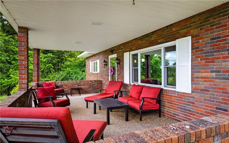 706 Taylorstown Ridge Rd, Avella, 15312, 3 Bedrooms Bedrooms, 9 Rooms Rooms,1.1 BathroomsBathrooms,Residential,For Sale,Taylorstown Ridge Rd,1760849