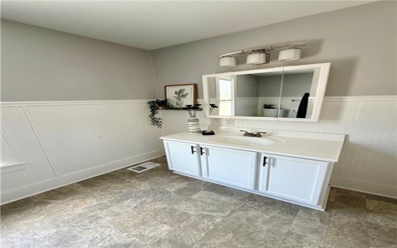 44 Hallam Ave, Washington, 15301, 3 Bedrooms Bedrooms, ,1 BathroomBathrooms,Residential,For Sale,Hallam Ave,1760943