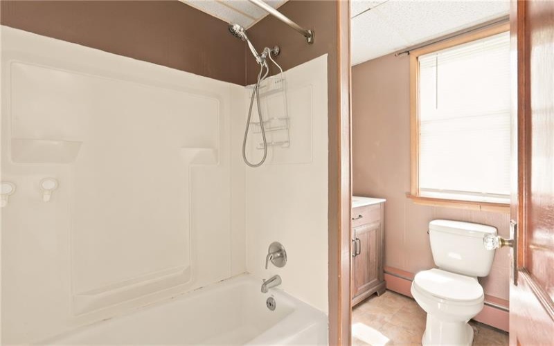 218 Beechwood St., Johnstown, 15904, 3 Bedrooms Bedrooms, ,1 BathroomBathrooms,Residential,For Sale,Beechwood St.,1761257