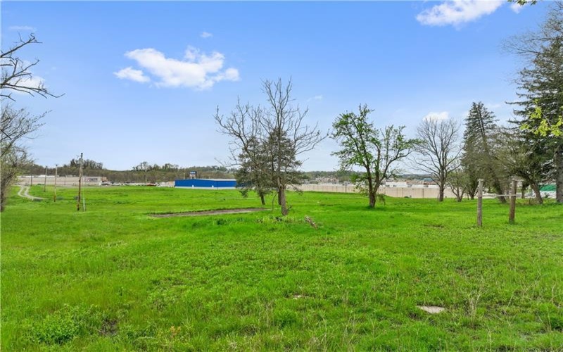175 Finley Road, Rostraver Township, 15012, ,Commercial-industrial-business,For Sale,Finley Road,1749582