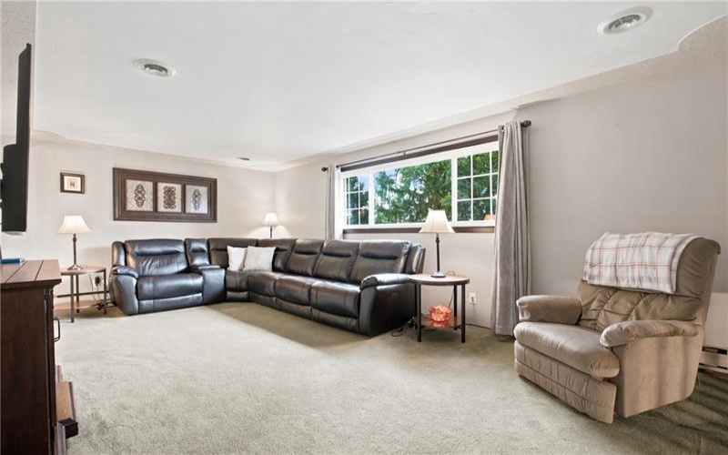 23 North St, Atlasburg, 15004, 3 Bedrooms Bedrooms, ,2 BathroomsBathrooms,Residential,For Sale,North St,1761275