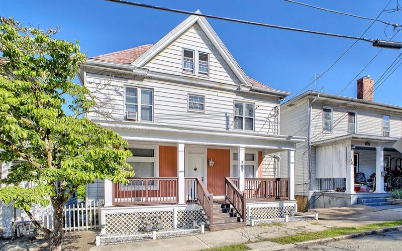 205 3rd STREET, Jeanette, 15644, 4 Bedrooms Bedrooms, ,2.1 BathroomsBathrooms,Residential,For Sale,3rd,1761281