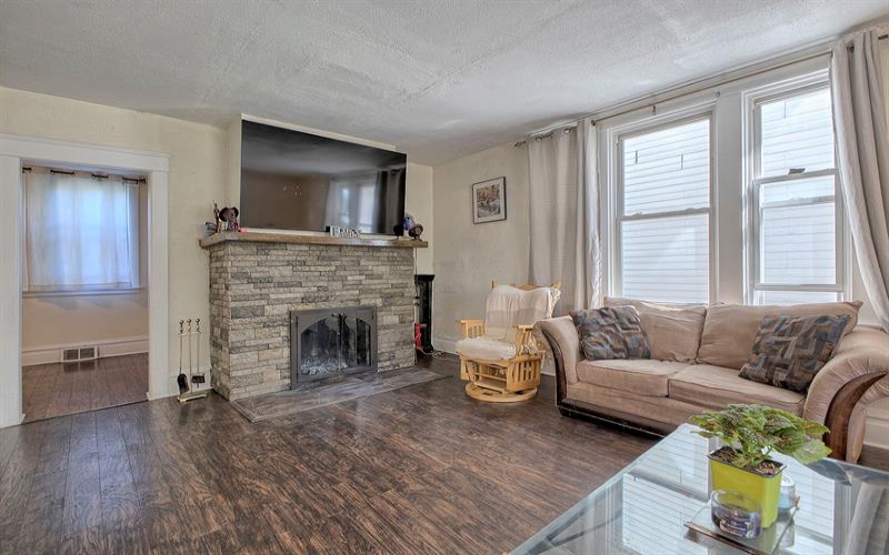 205 3rd STREET, Jeanette, 15644, 4 Bedrooms Bedrooms, ,2.1 BathroomsBathrooms,Residential,For Sale,3rd,1761281