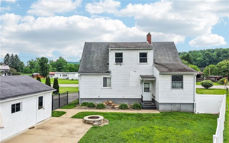 266 Stoney Hill Rd, Greensboro, 15338, 2 Bedrooms Bedrooms, ,2 BathroomsBathrooms,Residential,For Sale,Stoney Hill Rd,1761294