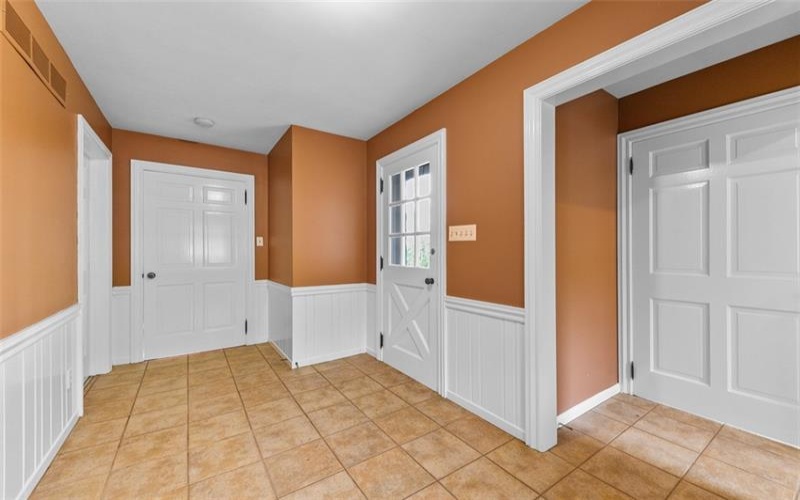 124 Hermitage Circle, Ligonier, 15658, 4 Bedrooms Bedrooms, 11 Rooms Rooms,2.3 BathroomsBathrooms,Residential,For Sale,Hermitage Circle,1761295