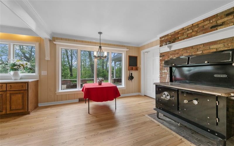 124 Hermitage Circle, Ligonier, 15658, 4 Bedrooms Bedrooms, 11 Rooms Rooms,2.3 BathroomsBathrooms,Residential,For Sale,Hermitage Circle,1761295